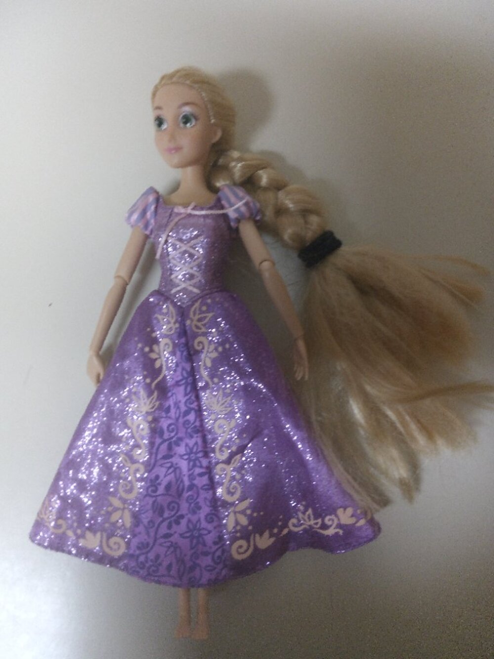 Rapunzel Disney Store Glitter Princess Jointed 11” Doll Dressed hair restyled